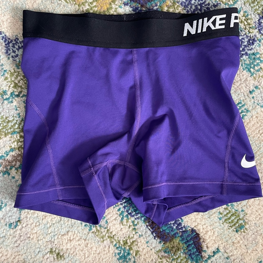 Nike pro spandex shorts